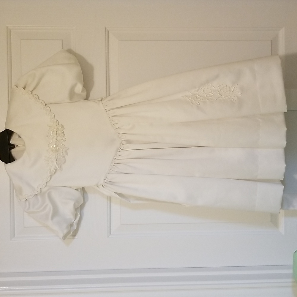 Girls White Dress w/veil